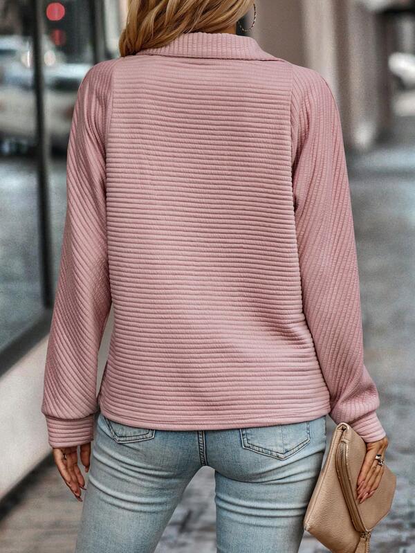 Ariana | Elegancki sweter z dekoltem w serek