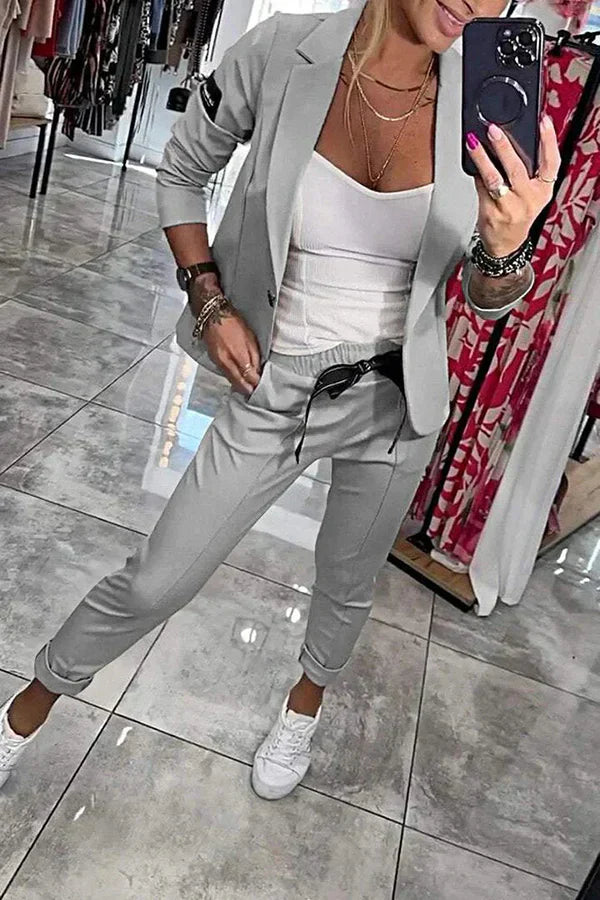 Tatiana | Skrojony zestaw z miękką marynarką i swobodnymi joggerami